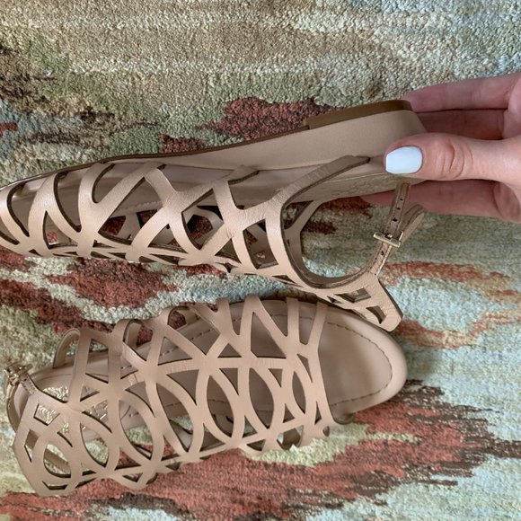 Vince Camuto Sandals - Flat/Wedged - Picture 2 of 3